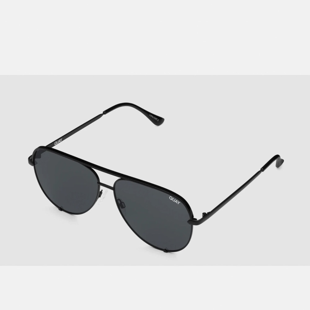 Quay Australia Polarized High Key Sunglasses - Picture 3 of 4